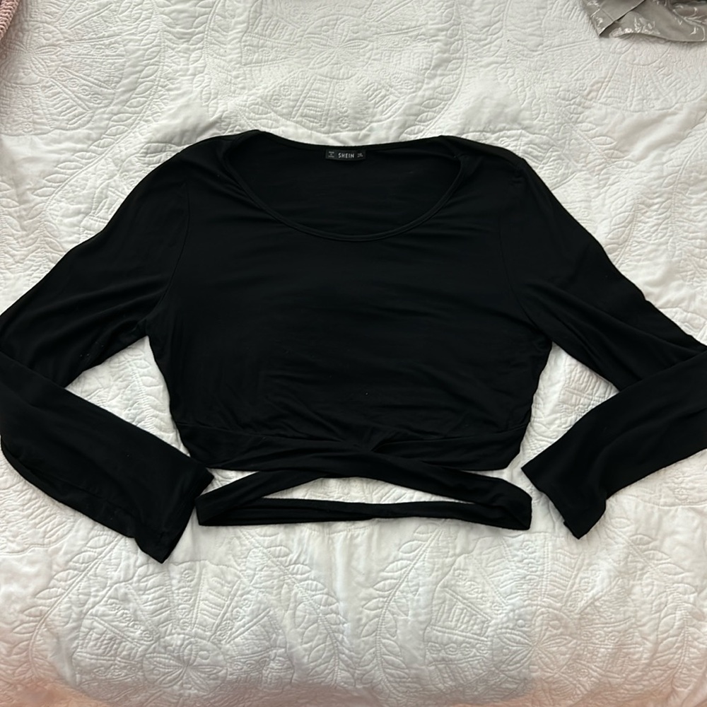 SHEIN black long sleeve shirt